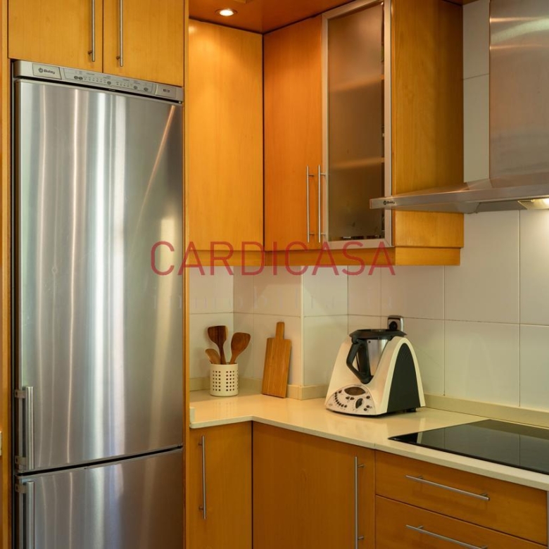 Chalet listo para entrar a vivir en urbanización privada con piscina, zonas deportivas y amplios espacios para disfrutar