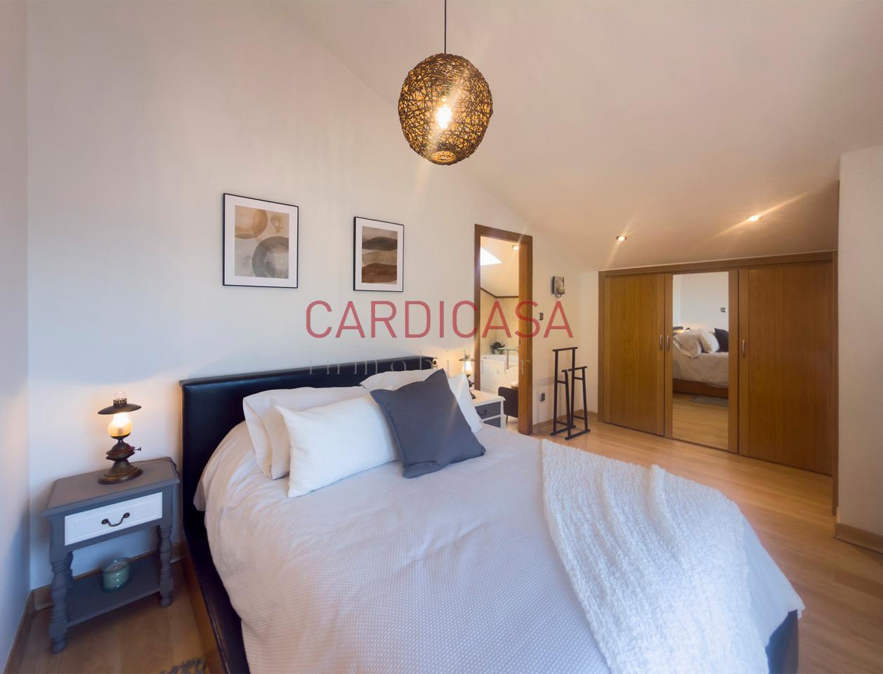 178221646301800045209_178220613479 Chalet listo para entrar a vivir en urbanización privada con piscina, zonas deportivas y amplios espacios para disfrutar