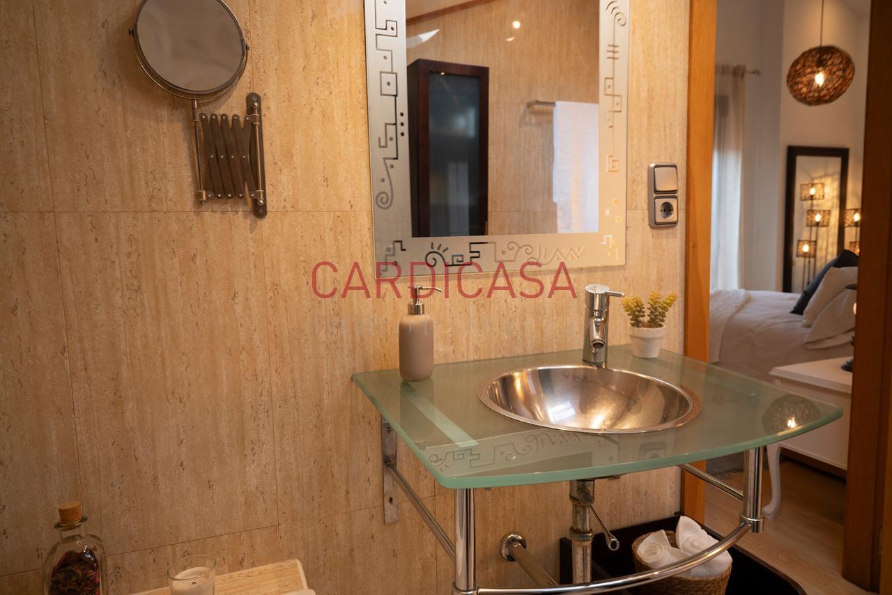 178221646537300045209_178220612322 Chalet listo para entrar a vivir en urbanización privada con piscina, zonas deportivas y amplios espacios para disfrutar