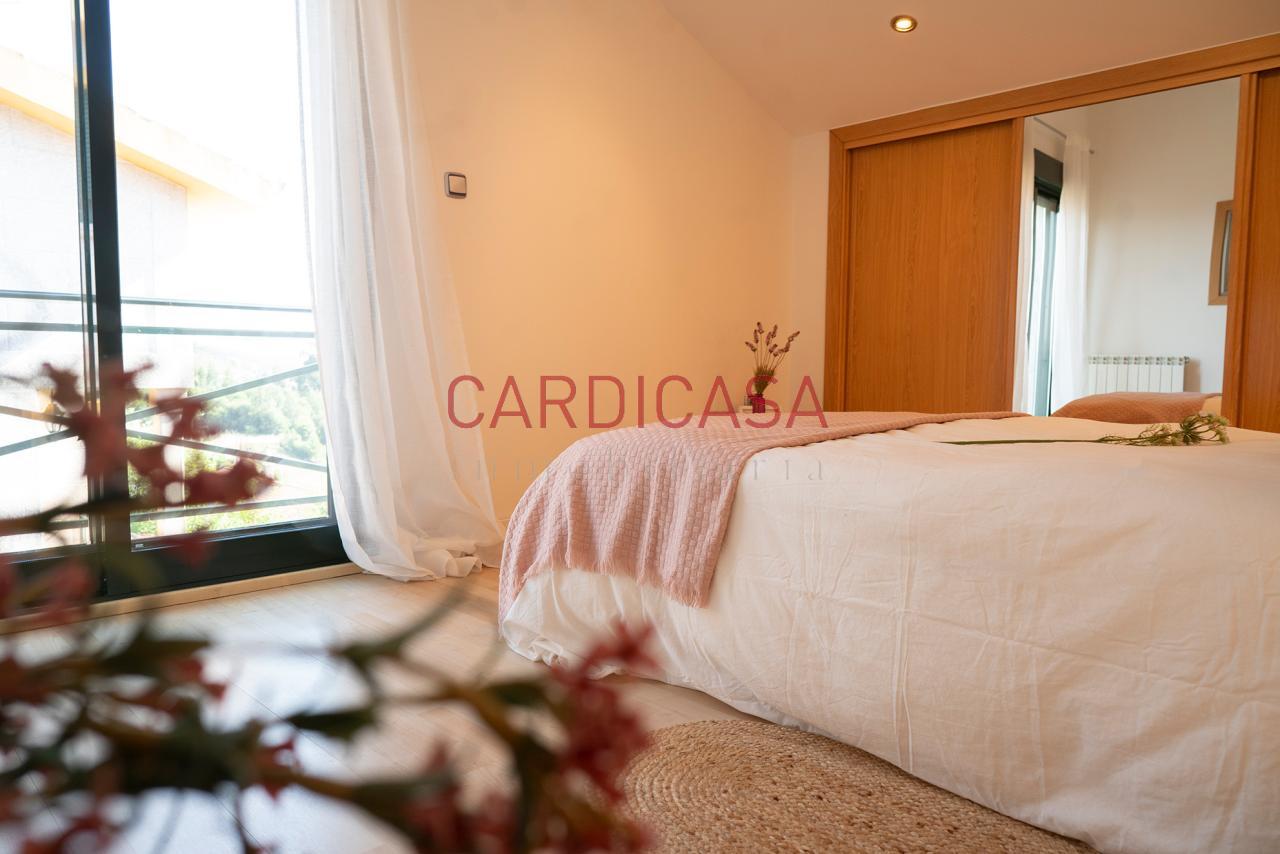 178240819660900045209_178220614577 Chalet listo para entrar a vivir en urbanización privada con piscina, zonas deportivas y amplios espacios para disfrutar