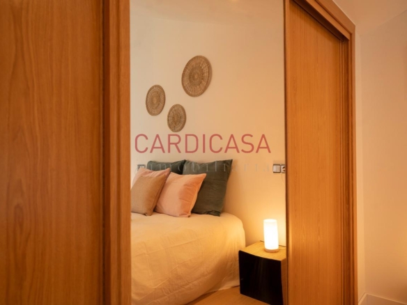 Chalet listo para entrar a vivir en urbanización privada con piscina, zonas deportivas y amplios espacios para disfrutar