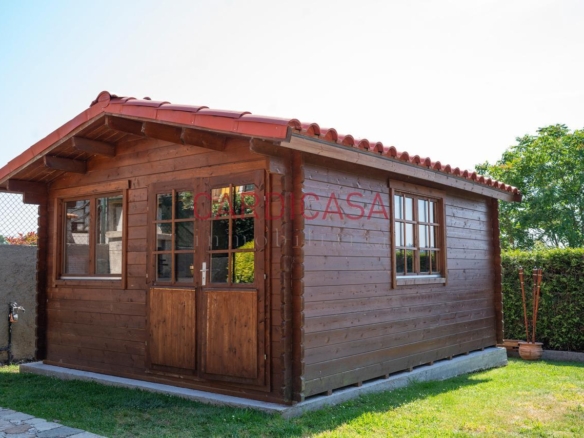 Chalet listo para entrar a vivir en urbanización privada con piscina, zonas deportivas y amplios espacios para disfrutar