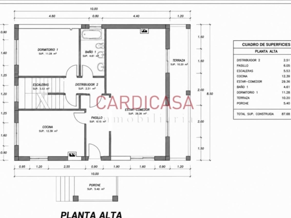 Chalet listo para entrar a vivir en urbanización privada con piscina, zonas deportivas y amplios espacios para disfrutar