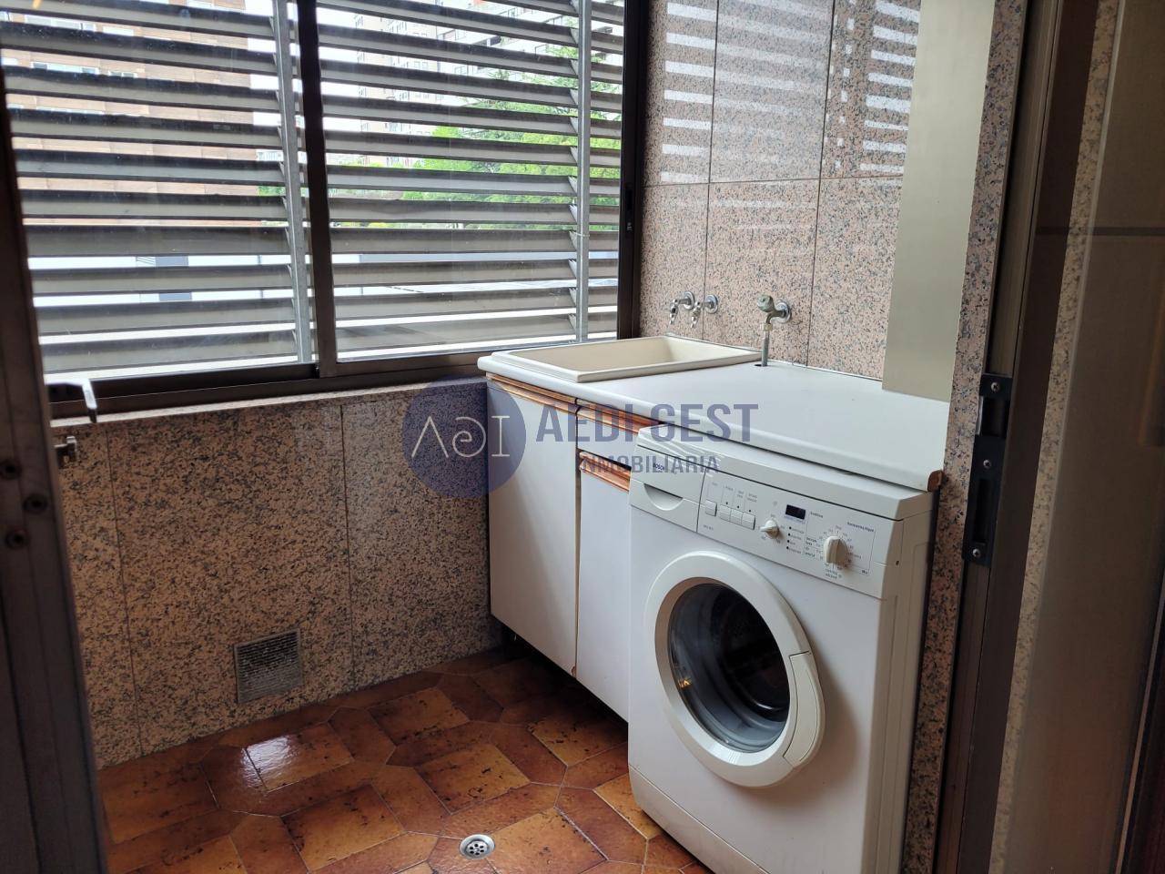 178241260737900171936_178241094109 Piso en VIGO