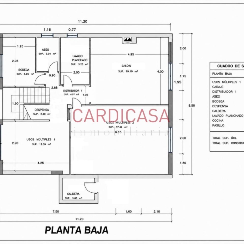 Chalet listo para entrar a vivir en urbanización privada con piscina, zonas deportivas y amplios espacios para disfrutar