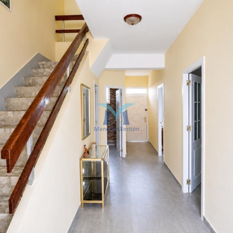 SE VENDE CASA CON JARDÍN Y VISTAS AL MAR EN MUXÍA (A CORUÑA)
