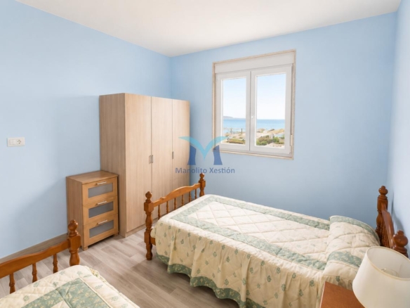 SE VENDE CASA CON JARDÍN Y VISTAS AL MAR EN MUXÍA (A CORUÑA)