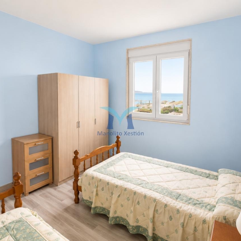 SE VENDE CASA CON JARDÍN Y VISTAS AL MAR EN MUXÍA (A CORUÑA)