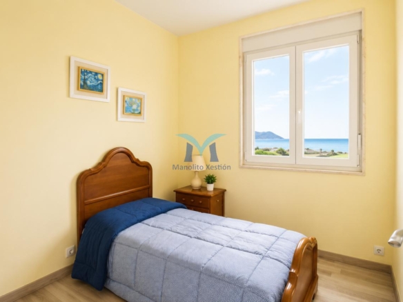 SE VENDE CASA CON JARDÍN Y VISTAS AL MAR EN MUXÍA (A CORUÑA)