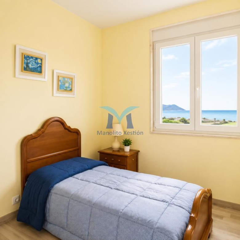 SE VENDE CASA CON JARDÍN Y VISTAS AL MAR EN MUXÍA (A CORUÑA)