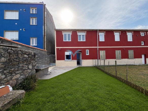 SE VENDE CASA CON JARDÍN Y VISTAS AL MAR EN MUXÍA (A CORUÑA)