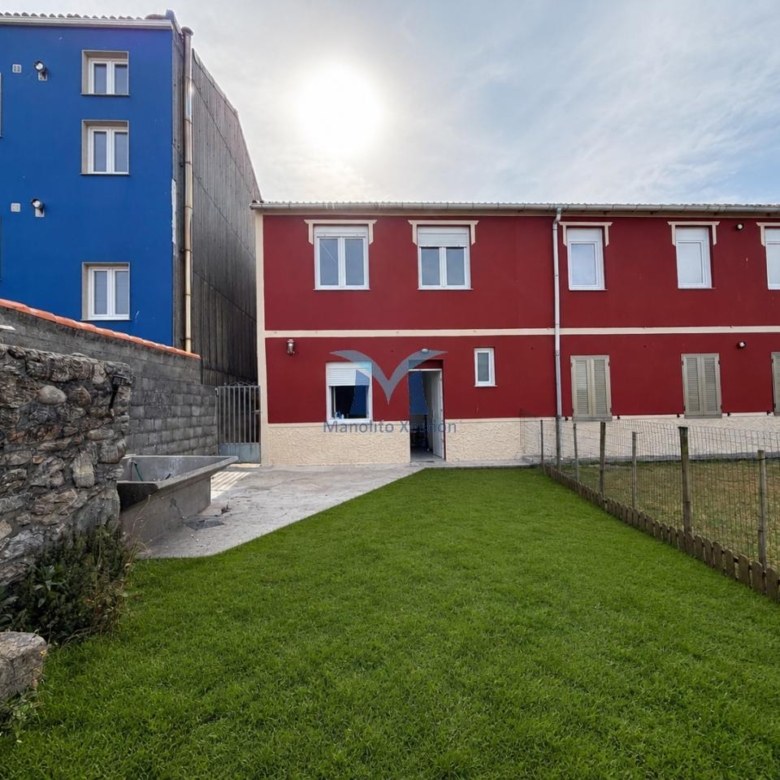 SE VENDE CASA CON JARDÍN Y VISTAS AL MAR EN MUXÍA (A CORUÑA)