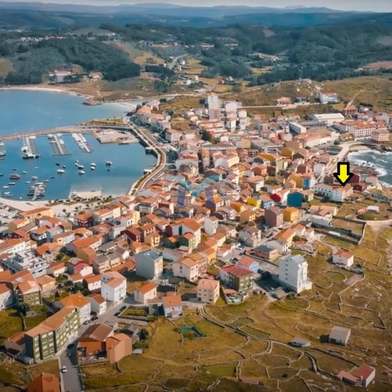 SE VENDE CASA CON JARDÍN Y VISTAS AL MAR EN MUXÍA (A CORUÑA)