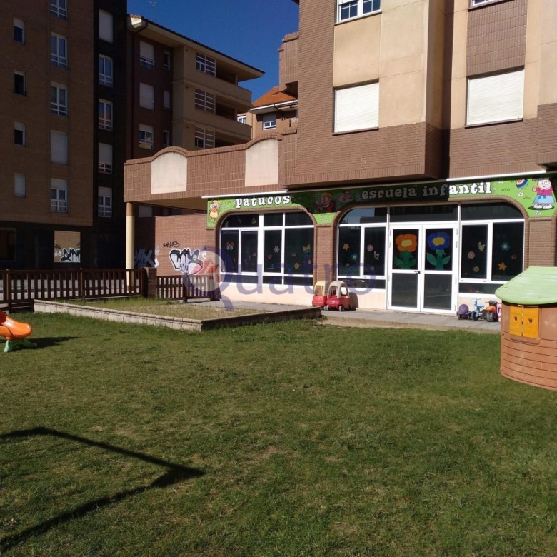 Local en alquiler en la zona de la zona Palomera, Avenida Universidad