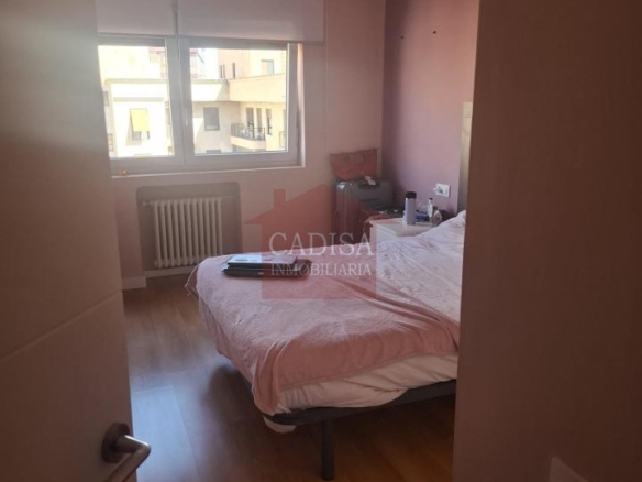 ALQUILER DE PISO PARA ESTUDIANTES,CÉNTRICO.REF:10627