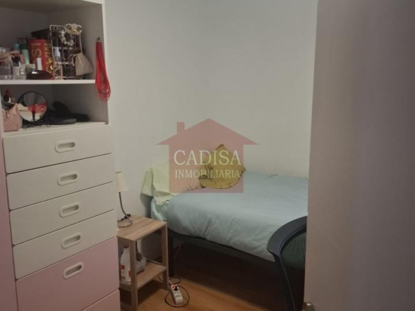 ALQUILER DE PISO PARA ESTUDIANTES,CÉNTRICO.REF:10627