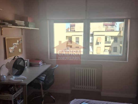 ALQUILER DE PISO PARA ESTUDIANTES,CÉNTRICO.REF:10627