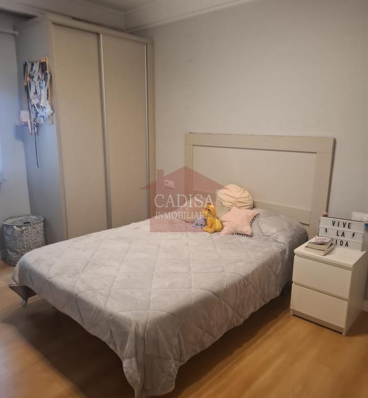 ALQUILER DE PISO PARA ESTUDIANTES,CÉNTRICO.REF:10627