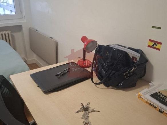 ALQUILER DE PISO PARA ESTUDIANTES,CÉNTRICO.REF:10627