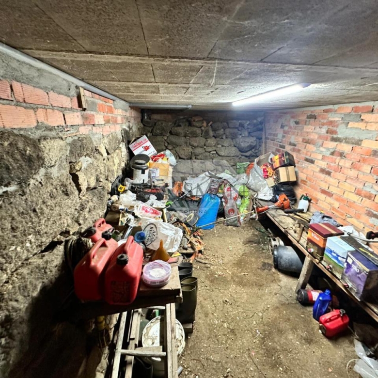VENTA EN A CAÑIZA