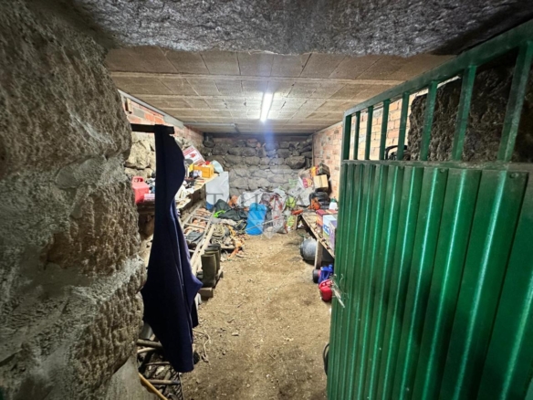VENTA EN A CAÑIZA