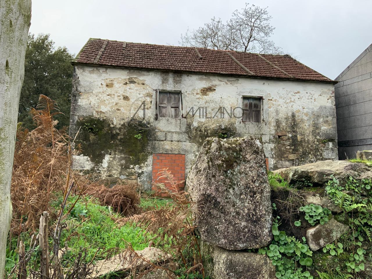178289169183100045286_178289156452 Casa rústica a reformar con parcela de 5447 m2 en Mos