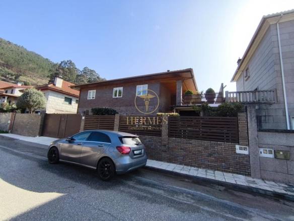 Chalet con piscina, Urbanizacion San Antoniño, Mos!!
