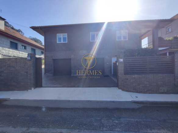Chalet con piscina, Urbanizacion San Antoniño, Mos!!