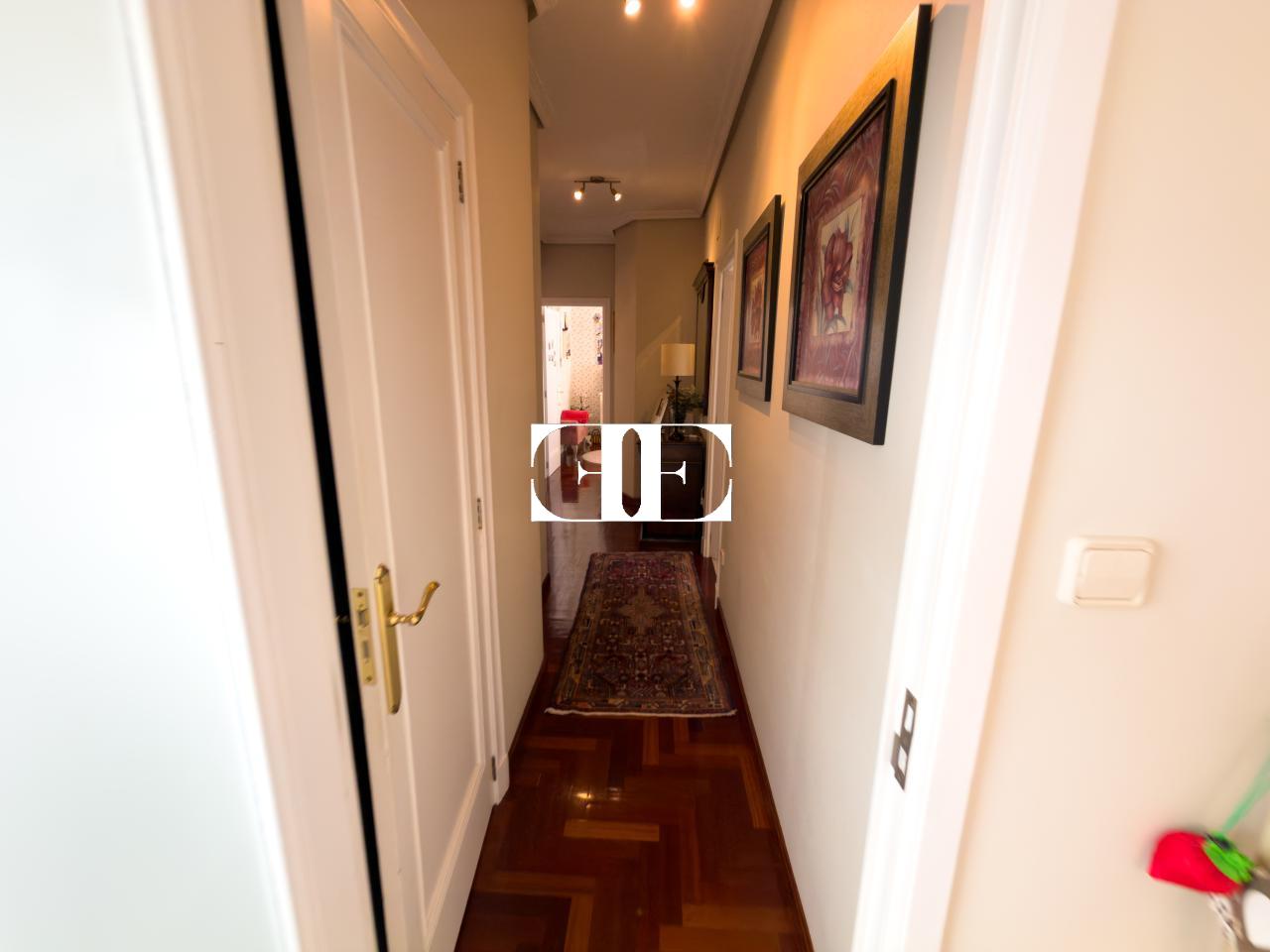 178300065331800172063_178298034055 Piso exclusivo de 215 m² en venta en la peatonal de O Calvario (Vigo) con terrazas, vistas panorámicas a la ría y gran trastero privado.