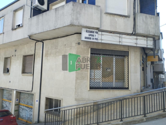 LOCAL PARA HACER VIVIENDA