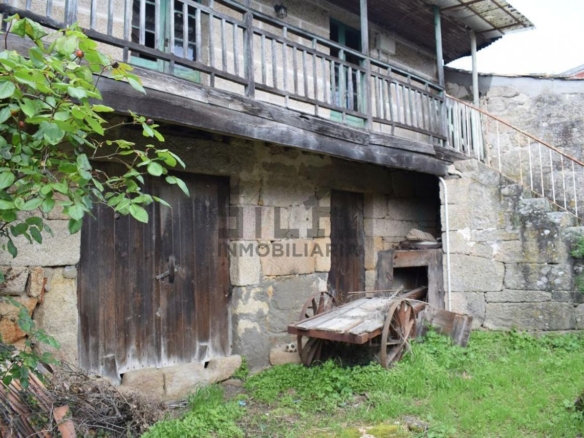 CASA DE PUEBLO EN GUSTEY