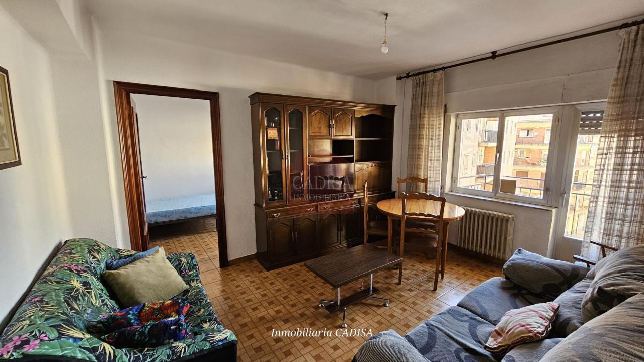 178332650669500165491_175636854543 PISO EN ALQUILER PARA CHICAS ESTUDIANTES, CÉNTRICO Y CAMPUS. REF 10464