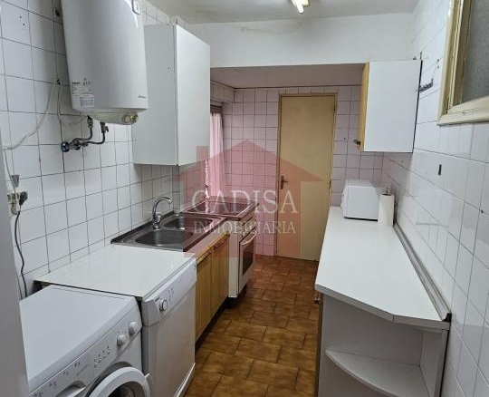 PISO EN ALQUILER PARA CHICAS ESTUDIANTES, CÉNTRICO Y CAMPUS. REF 10464