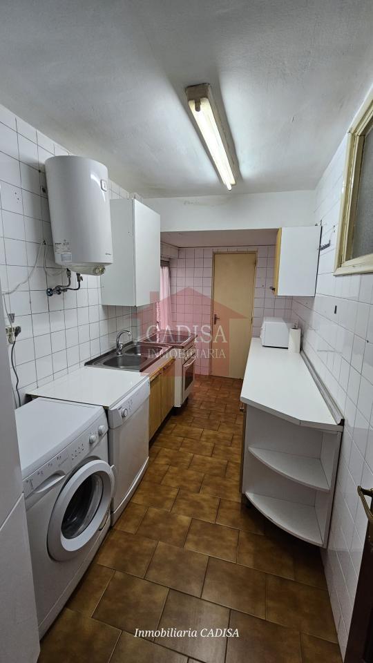 178332651100800165491_175636854578 PISO EN ALQUILER PARA CHICAS ESTUDIANTES, CÉNTRICO Y CAMPUS. REF 10464
