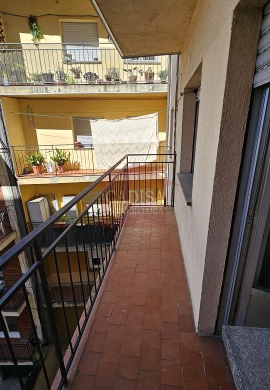 PISO EN ALQUILER PARA CHICAS ESTUDIANTES, CÉNTRICO Y CAMPUS. REF 10464