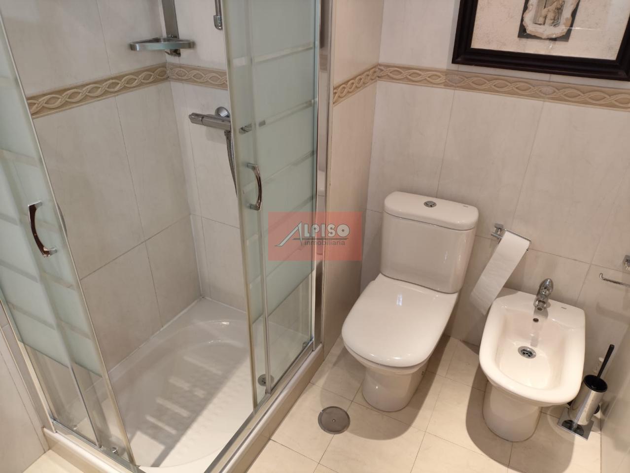 178341969615100172139_178341952204 Piso en Ourense