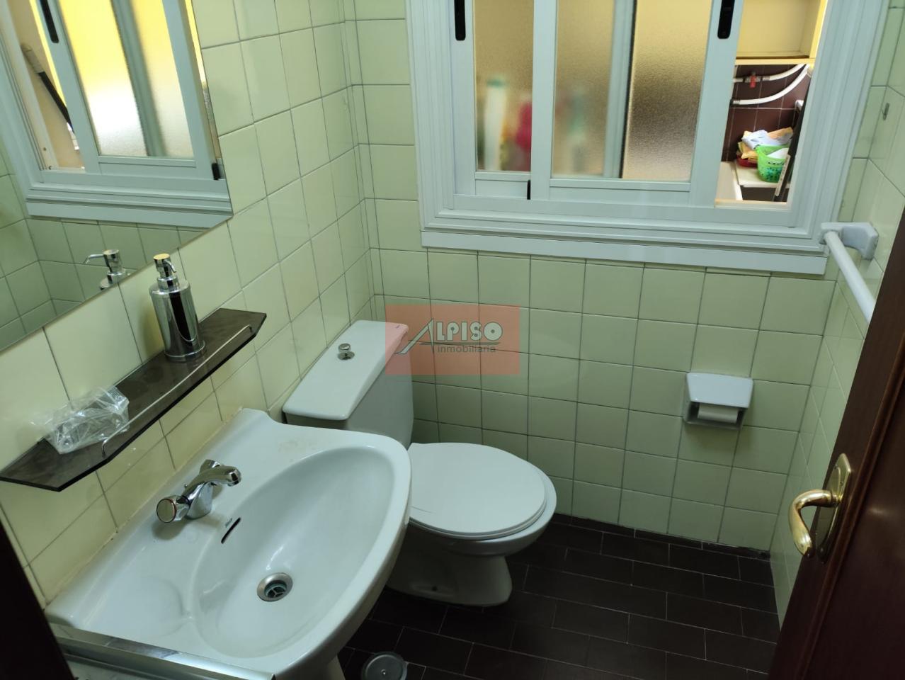 178341970463100172139_178341952440 Piso en Ourense