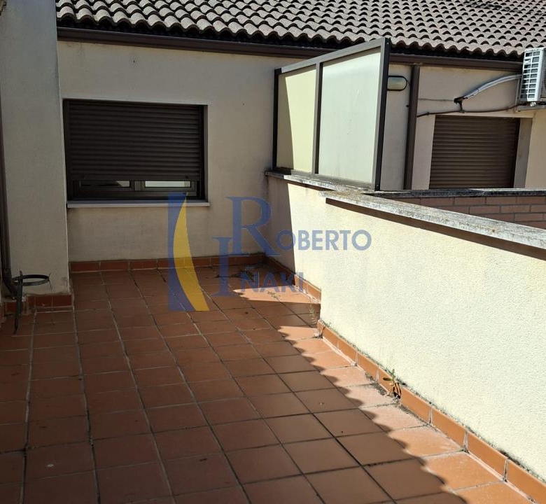 DUPLEX SEMI NUEVO