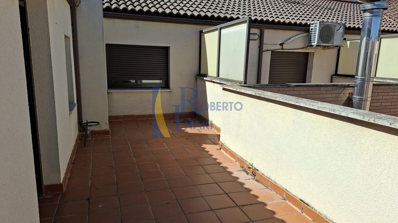 178359338562800172184_178359308889 DUPLEX SEMI NUEVO