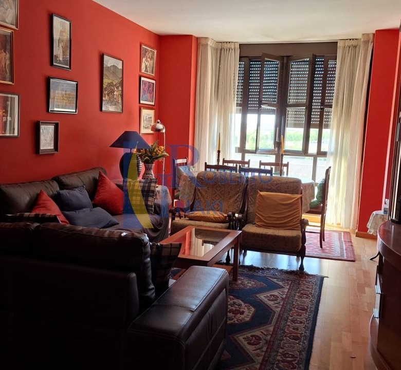 DUPLEX SEMI NUEVO