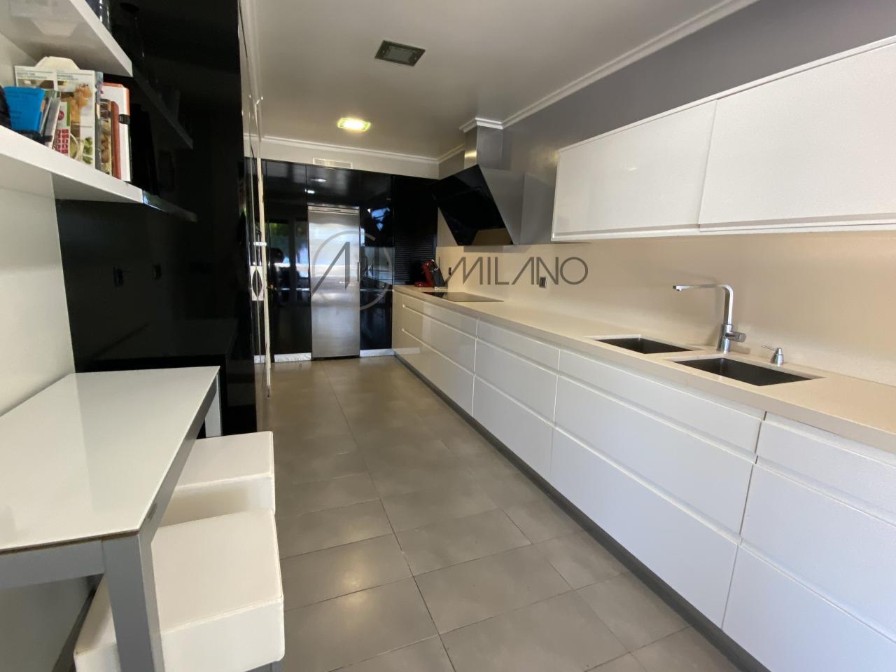 178367785548500045174_178188546608 Chalet con piscina e increíbles vistas al mar