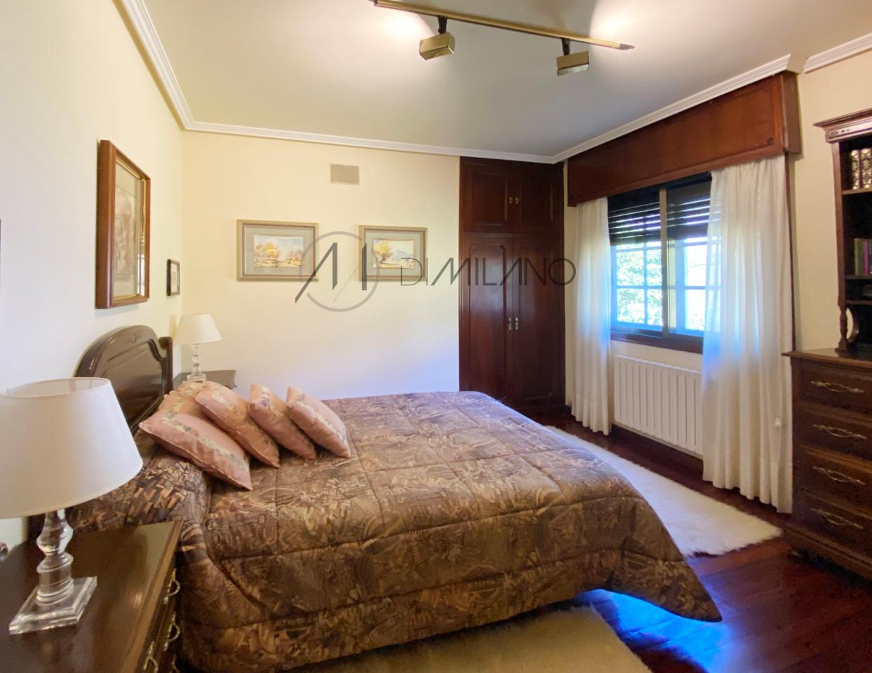 178367787119200045174_178188548802 Chalet con piscina e increíbles vistas al mar