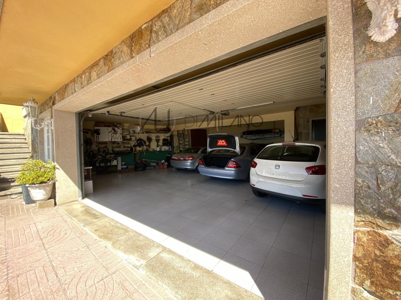 178367787240900045174_178188548910 Chalet con piscina e increíbles vistas al mar