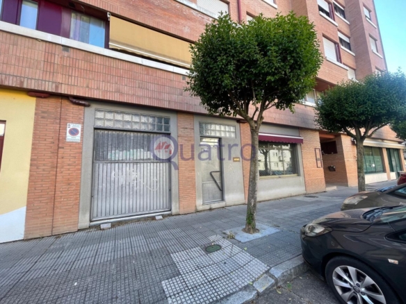 Se vende local en el Paseo de Salamanca con muchas posibilidades