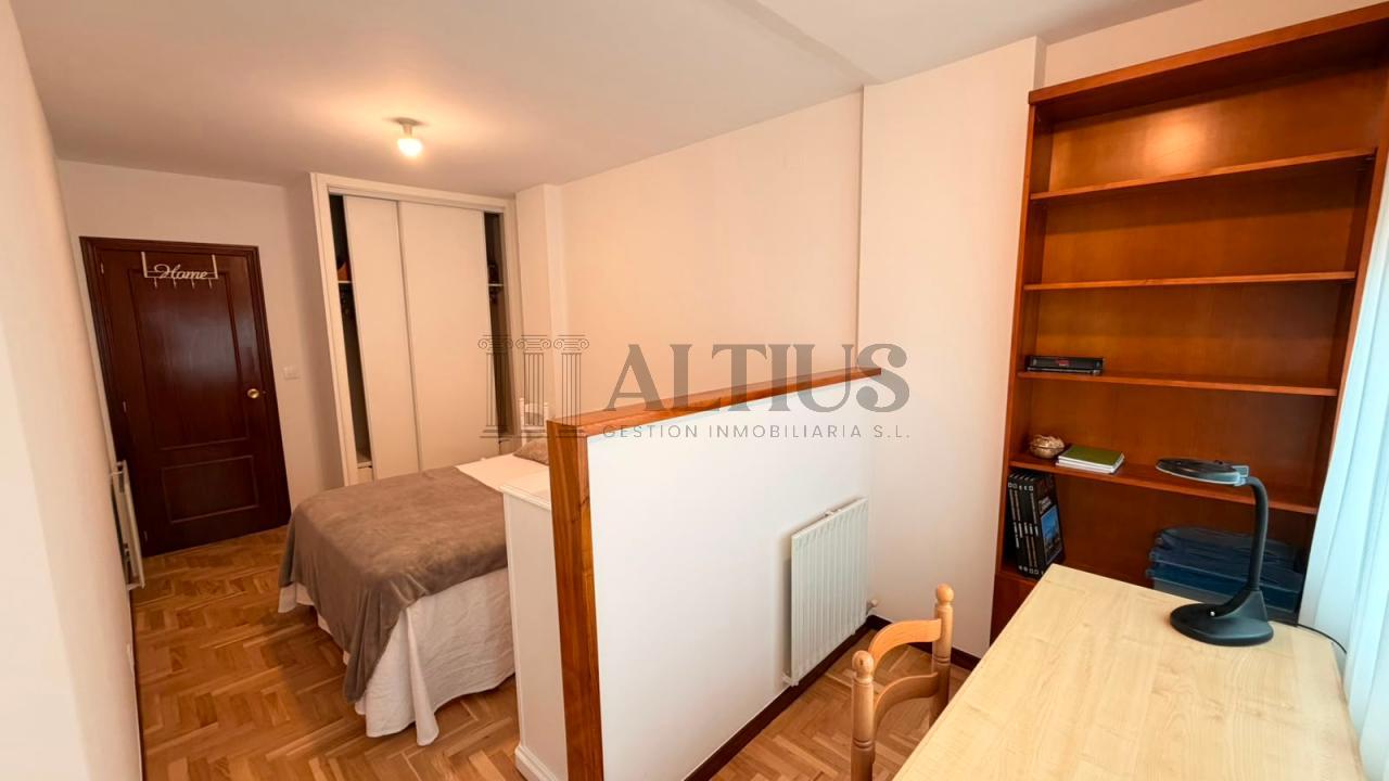Habitación en Alquiler, Área Central. Solo chica estudiante