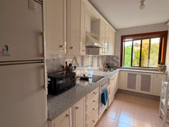 Habitación en Alquiler, Área Central. Solo chica estudiante
