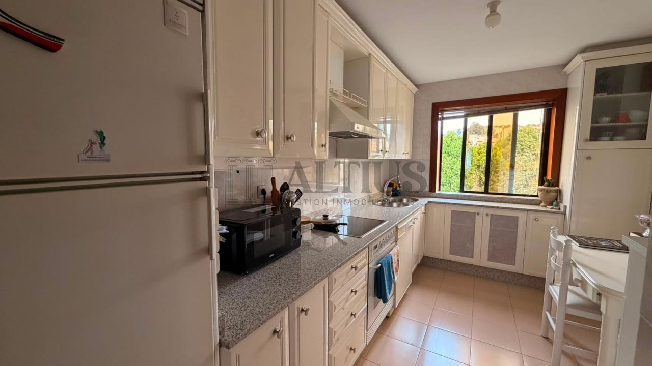 Habitación en Alquiler, Área Central. Solo chica estudiante