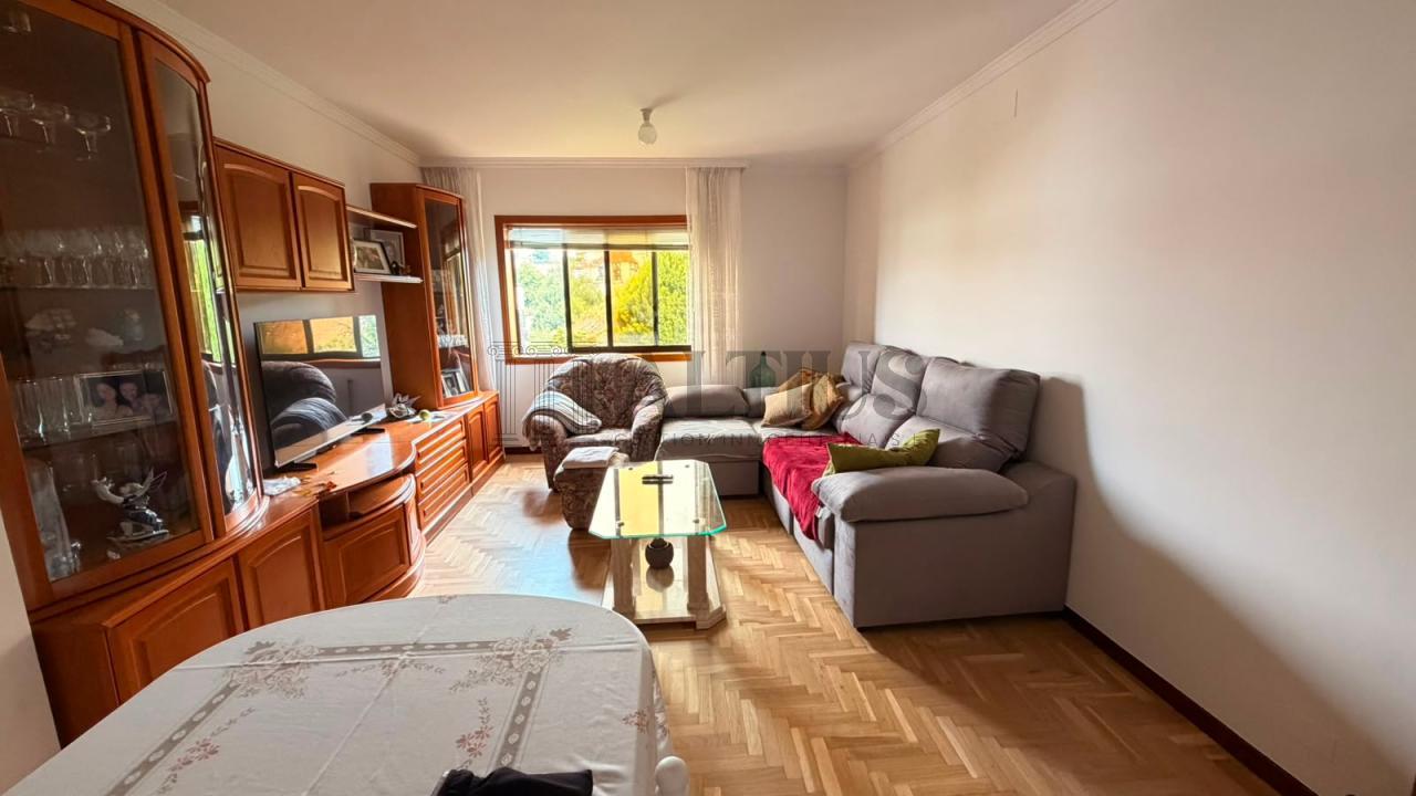 Habitación en Alquiler, Área Central. Solo chica estudiante