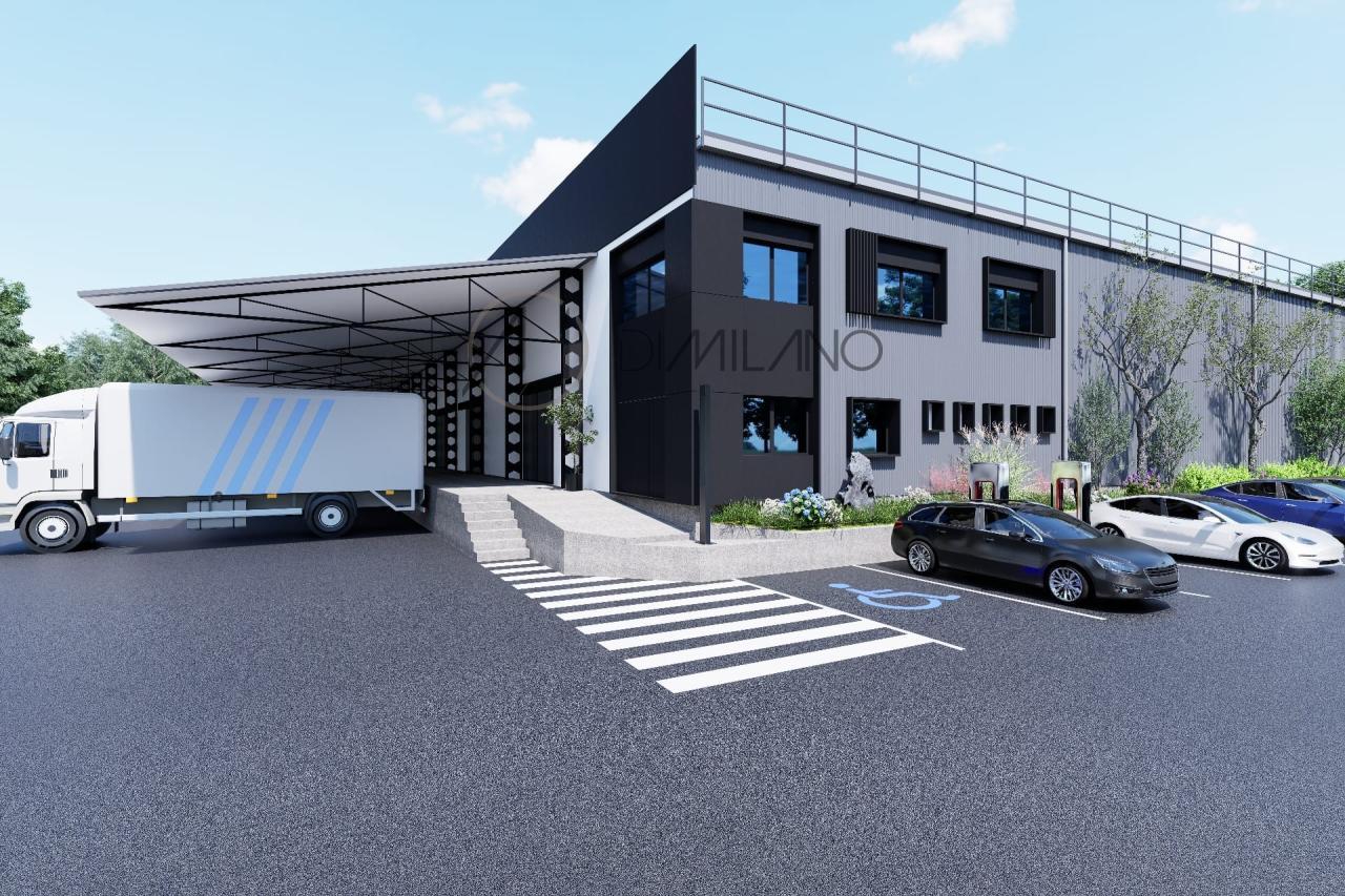 Nave industrial de 4.312 m² con 8 muelles de carga en ubicación estratégica del área de Vigo