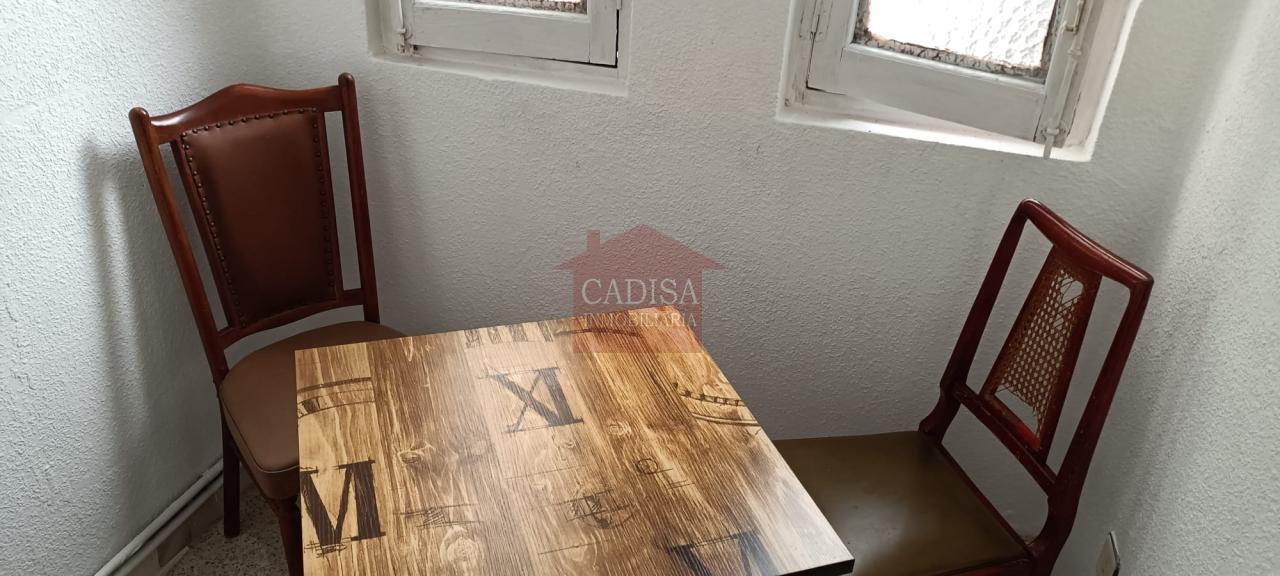 178462482217100165600_175689196512 ALQUILER DE PISO PARA ESTUDIANTES EN PLAZA DEL OESTE.REF:10466